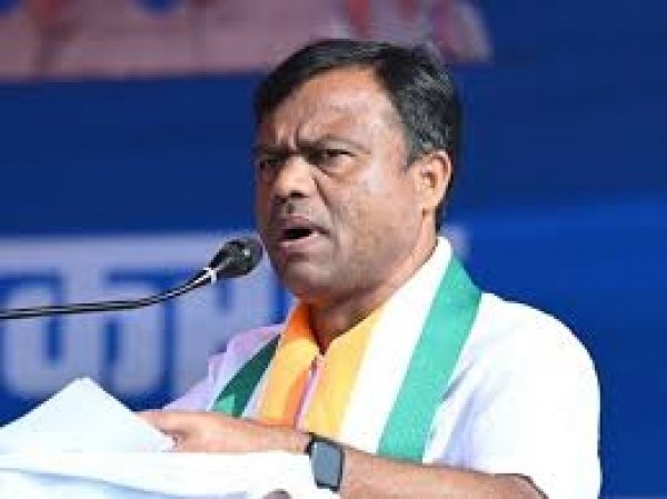 नड्डा के बयान से भाजपा के माथे से झीरम का कलंक नहीं मिटेगा - दीपक बैज