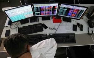 लगातार तीसरे तीन गिरावट के साथ बंद हुआ बाजार, निफ्टी 15,100 के करीब लुढ़का