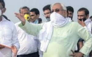 नीतीश कुमार की रामविलास पासवान को जन्मदिन की बधाई और ट्वीट का खेल