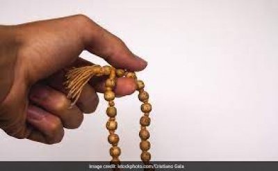 तुलसी की पूजा में मंत्रों के जाप से प्रसन्न होते हैं भगवान विष्णु, जानिए कौनसे मंत्र हैं बेहद शुभ