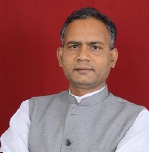 धान का कटोरा और धान के किसान हमारी पहचान है, अर्थव्यवस्था की धूरी है, इसे मिटाने पर तुली है सरकार
