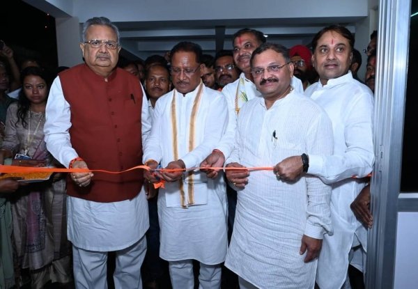 मुख्यमंत्री विष्णु देव साय ने शासकीय क्षेत्रीय मुद्रणालय के नवीन भवन का किया लोकार्पण