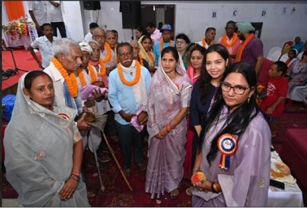 सेवा पखवाड़ा : दिव्यांगजनों के लिए सांस्कृतिक कार्यक्रम पुरस्कार वितरण, सहायक उपकरण वितरण एवं सम्मान समारोह का हुआ आयोजन