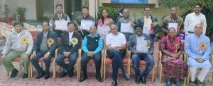 गणतंत्र दिवस पर क्षेत्रीय प्रशासनिक भवन में मुख्य अभियंता  टी0के0 मेश्राम ने किया ध्वजारोहण