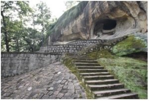 छत्तीसगढ़ का रामगढ़ जाने क्यों प्रसिद्द है ...