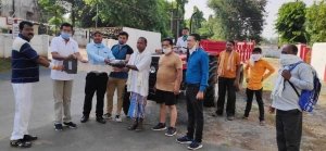 &lsquo;रघुराम&lsquo; के सपनों को मिली ट्रेक्टर से उड़ान :  विधायक एवं कलेक्टर ने किसान को दी उसके सपनों की चाबी