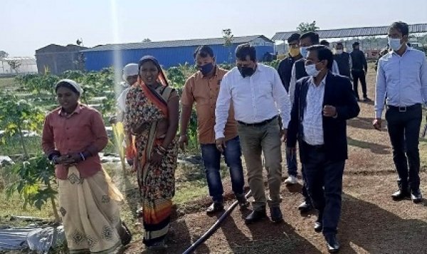 स्वसहायता समूहों द्वारा संचालित मल्टीएक्टिविटी का संचालन न पाए जाने ज़ारी हुआ नोटिस