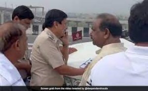 'सत्याग्रह' में शामिल होने जा रहे हरियाणा कांग्रेस के विधायकों को दिल्ली बॉर्डर पर रोका गया