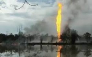 तेल कुएं से गैस लीक होने के बाद लगी थी आग, अब दो फायरफाइटर मिले मृत