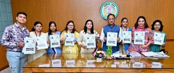 महिला पत्रकारों ने नारी शक्ति वंदन के संकल्प को महिला सशक्तिकरण की ओर बताया ऐतिहासिक कदम