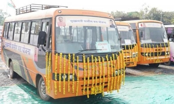 ककनार घाटी के नीचे थमा लाल आतंक का शोर  अब गूंजती है बस की हॉर्न