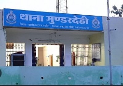 सीसीटीवी और तकनीकी जांच से खुला लाखों की चोरी का राज, चार आरोपी गिरफ्तार