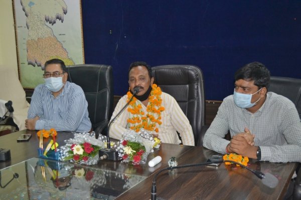 पंकज स्वरूप बने डिप्टी कलेक्टर ,जलसंसाधन विभाग दुर्ग का मिला कार्यभार , कलेक्टोरेट कर्मचारियों ने  दी विदाई