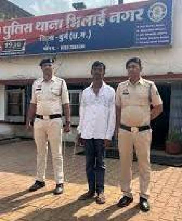 घरेलू विवाद ने ली भाई की जान -छोटे भाई ने धारदार रापा से किया हमला, भिलाई नगर पुलिस ने आरोपी को भेजा जेल