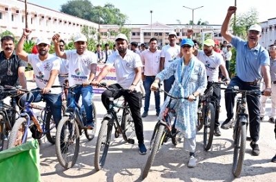 &lsquo;रखबो मुंगेली के मान, करबो सब्बो झन मतदान&rsquo;&rsquo; स्लोगन के साथ मतदाताओं को किया गया जागरूक