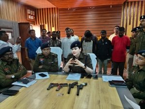 चिखली पुलिस व सायबर सेल की संयुक्त कार्रवाई में 7 आरोपी गिरफ्तार, अवैध हथियार बरामद