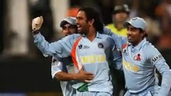 रोबिन उथप्पा ने खोला राज, कैसे धोनी की वजह से 'बॉल आउट' में दी थी पाकिस्तान को मात