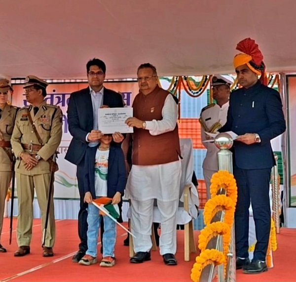 चिकित्सा सेवा में समर्पण और संवेदना की मिसाल डॉ. प्रकाश खूंटे सम्मानित