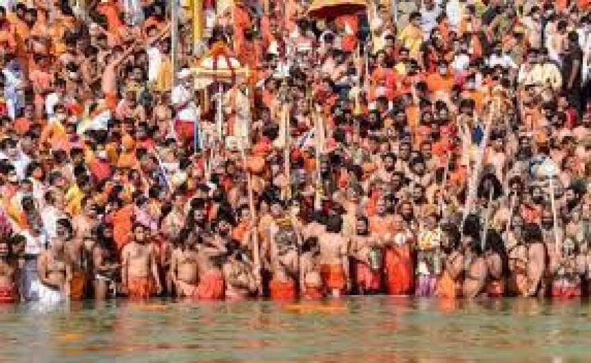 हरिद्वार के कुंभ मेले में 30 साधु कोरोना पॉजिटिव, एक अखाड़े ने किया हटने का फैसला