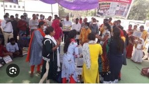 संविलियन की आस में सड़क पर विद्यामितान: दुर्ग से उठी आवाज अब पूरे छत्तीसगढ़ में बनी सरकार की बड़ी परीक्षा