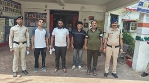 IPL सट्टे पर दुर्ग पुलिस का बड़ा शिकंजा -ऑनलाइन क्रिकेट सट्टा गिरोह के 4 और आरोपी गिरफ्तार, अब तक 7 आरोपी पुलिस गिरफ्त में