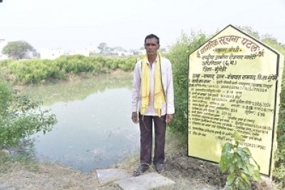 मनरेगा ने बदल दी रामकुमार की तक़दीर: डबरी बनी सिंचाई, रोजगार और आय का स्थायी साधन